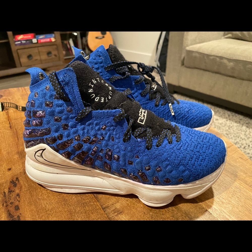 Lebron 17 Nike Uninterrupted youth 6